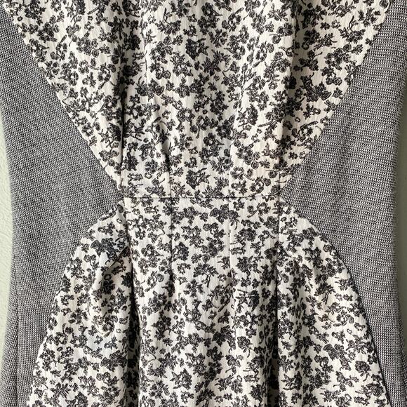 Thakoon Addition, Black and White Ditsy Floral Gray Print Sheath Dress, Size 4 - Picture 5 of 15